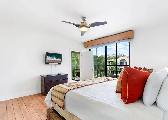 Elegant In High-end Community With Pool And Club Access Coco